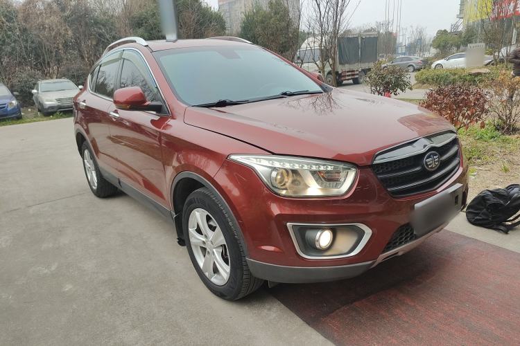 Used Bestune X80 2016 2.0L automatic Comfort trim level Exterior 1