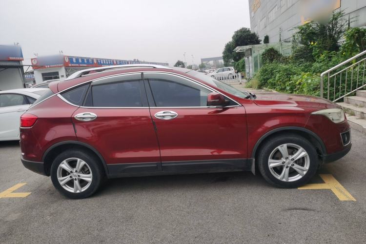Used Bestune X80 2016 2.0L Automatic Luxury Model Exterior 2