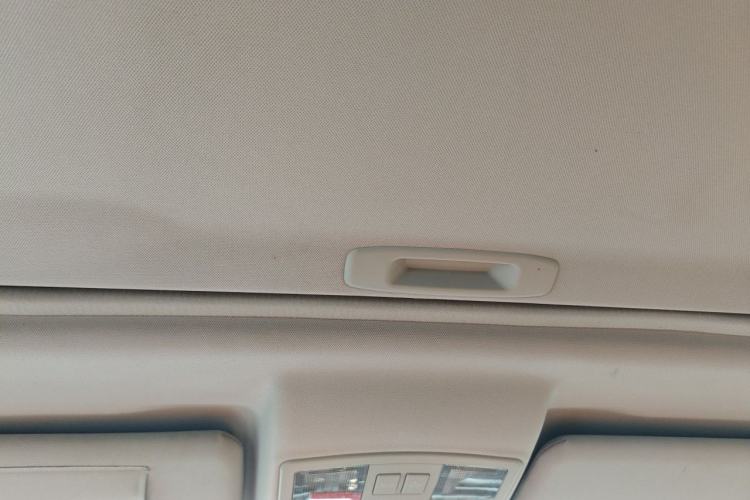 Used Bestune X80 2016 2.0L automatic Comfort trim level Headliner
