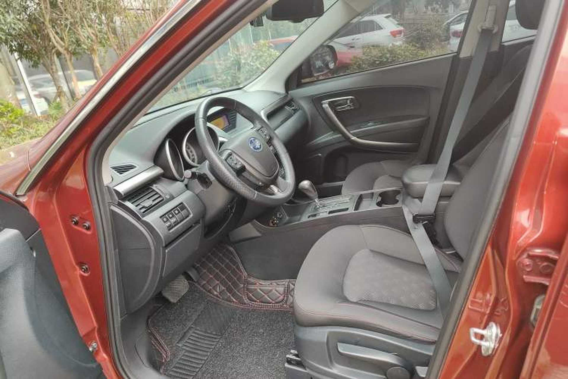 Used Bestune X80 2016 2.0L automatic Comfort trim level Left Front Seat