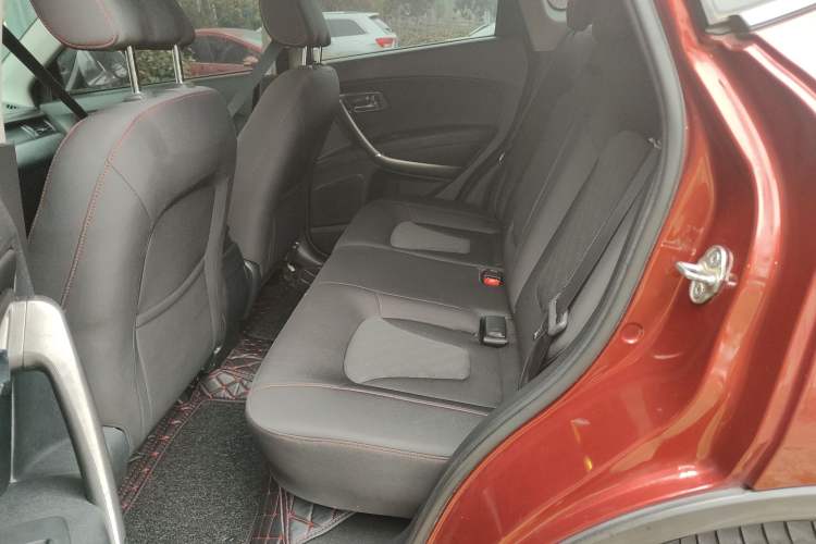 Used Bestune X80 2016 2.0L automatic Comfort trim level Left Rear Seat