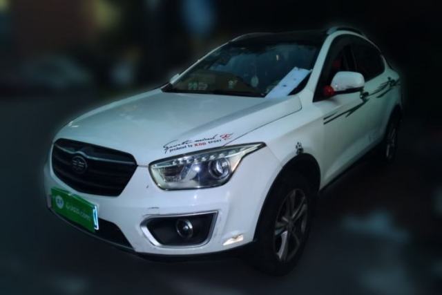 Used Bestune X80 2016 2.0L automatic Comfort trim level