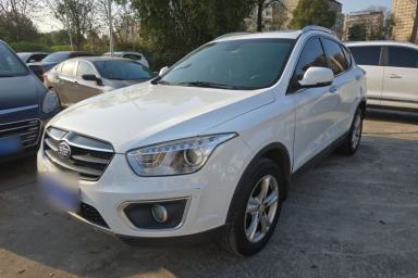 Used Bestune X80 2016 2.0L manual Comfort trim level