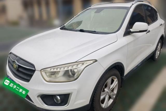 Ojetý Bestune X80 2016 2.0L automatic Comfort trim level