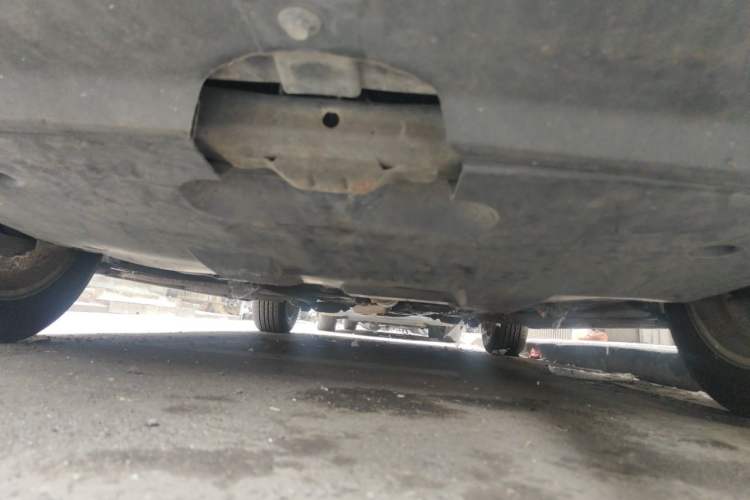 Used Bestune X80 2016 1.8T automatic comfort version Chassis Front