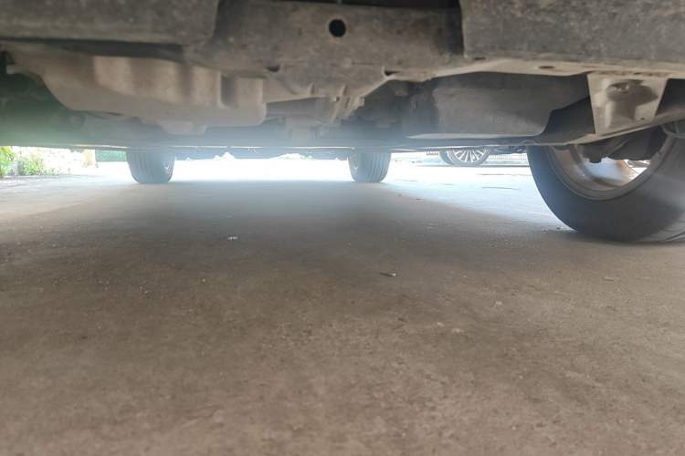 Used Bestune X80 2016 2.0L automatic Comfort trim level Chassis Front