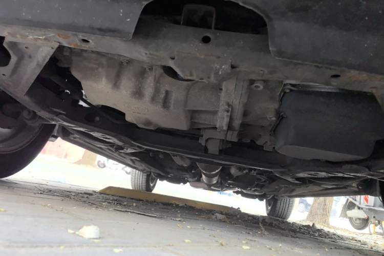 Used Bestune X80 2016 2.0L automatic Comfort trim level Chassis Front