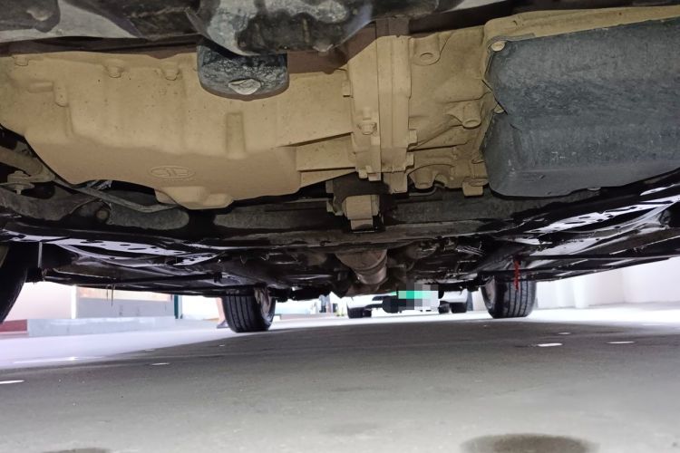 Used Bestune X80 2016 2.0L automatic Comfort trim level Chassis Front