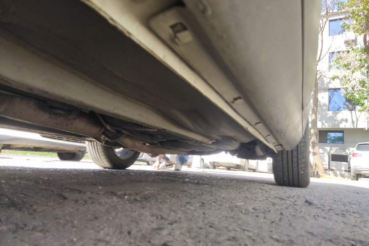 Used Bestune X80 2016 2.0L manual Comfort trim level Chassis Front Left