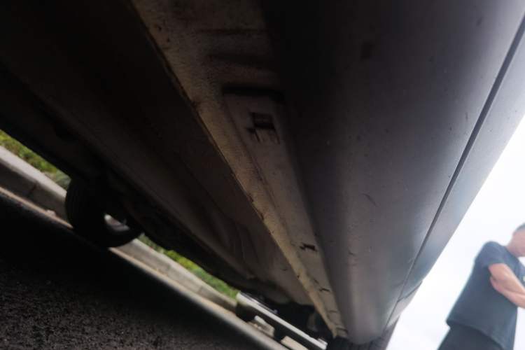 Used Bestune X80 2016 1.8T Automatic Luxury Model Chassis Front Left