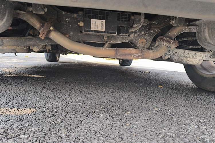 Used Bestune X80 2016 2.0L automatic Comfort trim level Chassis Rear