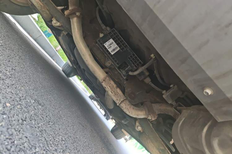 Used Bestune X80 2016 2.0L automatic Comfort trim level Chassis Rear