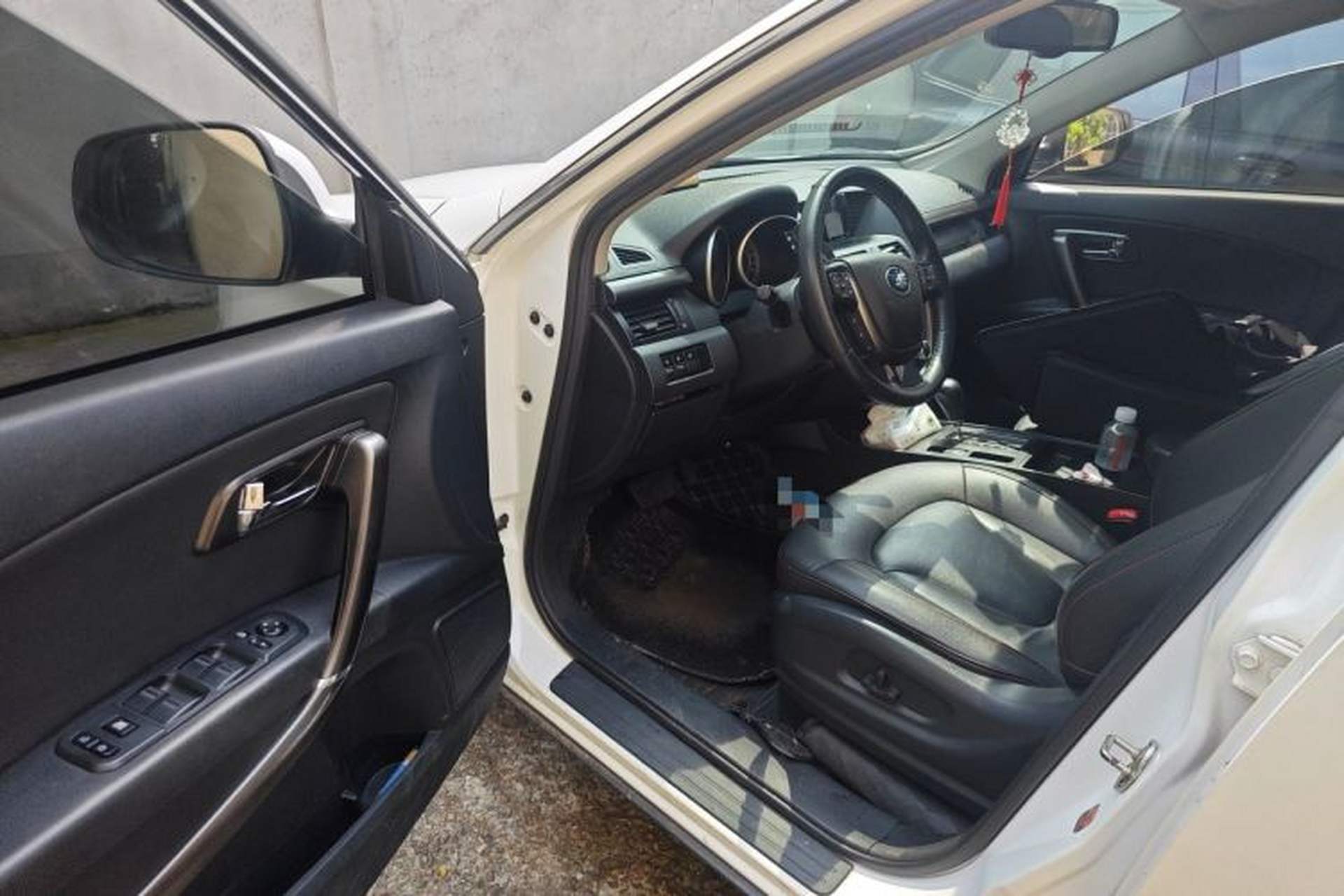 Used Bestune X80 2016 2.0L Automatic Luxury Model Driver Seat