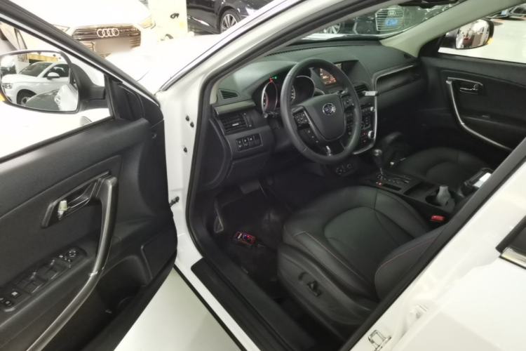 Used Bestune X80 2016 2.0L Automatic Luxury Model Driver Seat