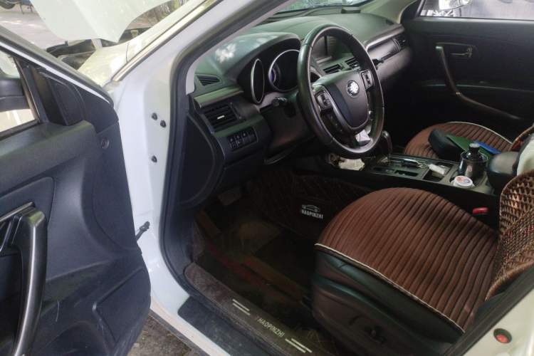Used Bestune X80 2016 2.0L Automatic Luxury Model Driver Seat