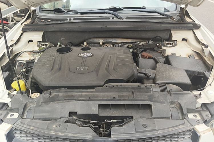 Used Bestune X80 2016 1.8T Automatic Luxury Model Engine Bay