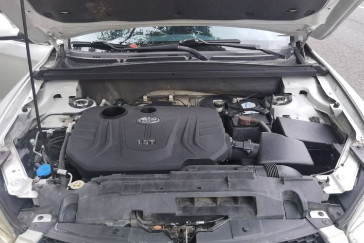 Used Bestune X80 2016 1.8T Automatic Luxury Model Engine Bay