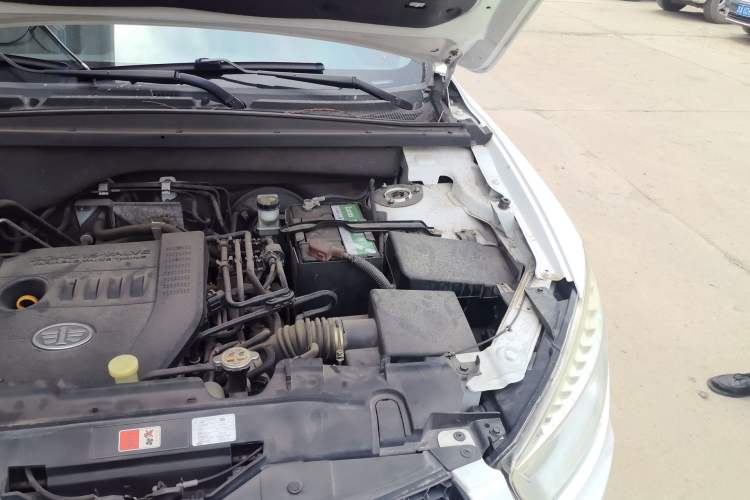 Used Bestune X80 2016 2.0L manual base trim Engine Bay Left