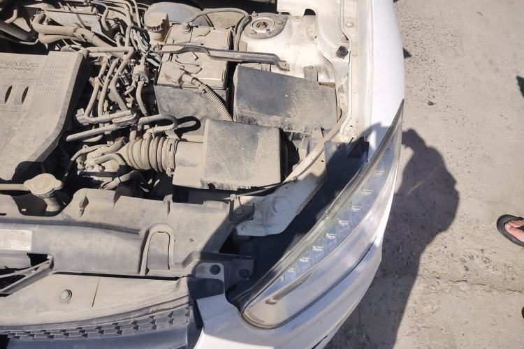 Used Bestune X80 2016 2.0L manual Comfort trim level Engine Bay Left