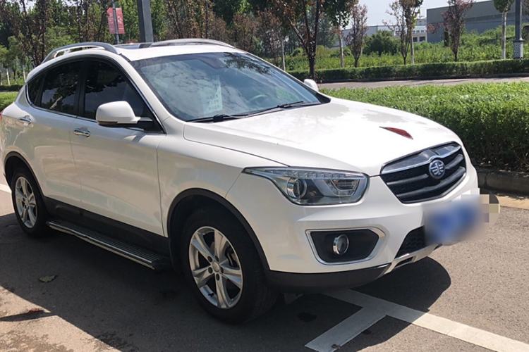 Used Bestune X80 2016 2.0L Manual Luxury Edition Exterior 2