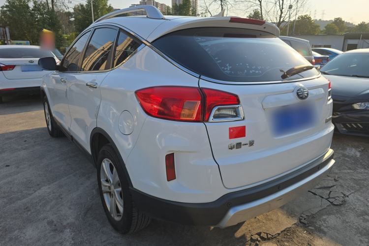 Used Bestune X80 2016 2.0L manual Comfort trim level Exterior 2