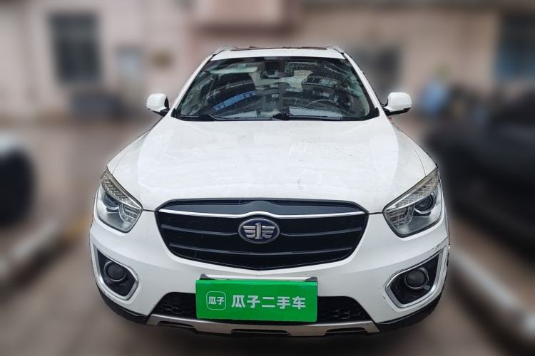 Used Bestune X80 2016 2.0L automatic Comfort trim level Front