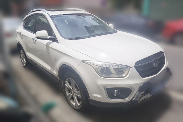 Used Bestune X80 2016 1.8T Automatic Luxury Model Front Right 45 Deg