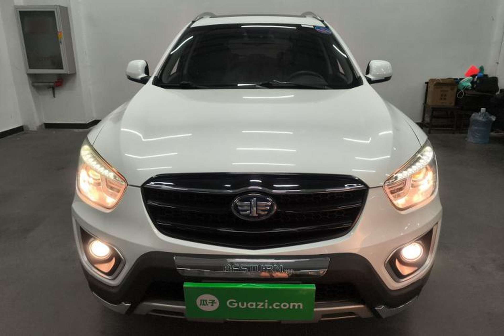 Used Bestune X80 2016 2.0L Automatic Luxury Model Front