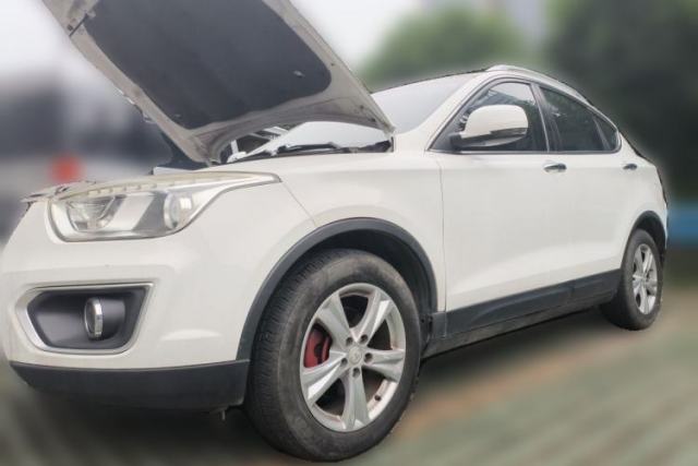 Used Bestune X80 2016 2.0L automatic Comfort trim level