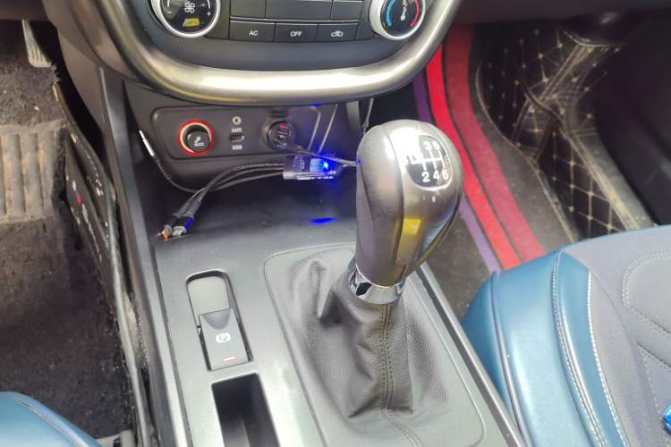 Used Bestune X80 2016 2.0L manual base trim Gear Lever