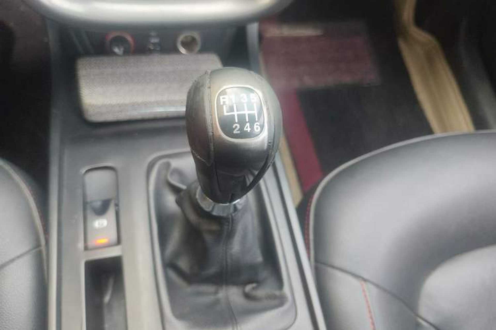 Used Bestune X80 2016 2.0L Manual Luxury Edition Gear Lever