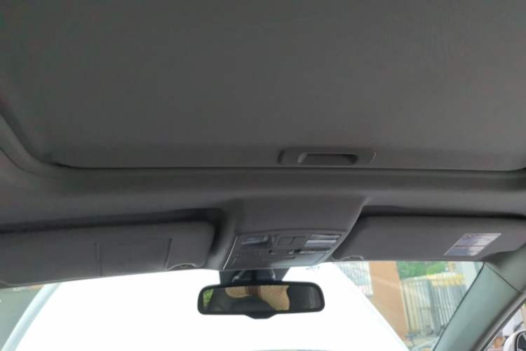 Used Bestune X80 2016 2.0L Manual Luxury Edition Headliner