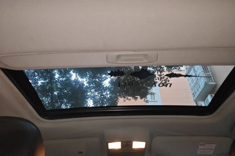 Used Bestune X80 2016 2.0L automatic Comfort trim level Headliner