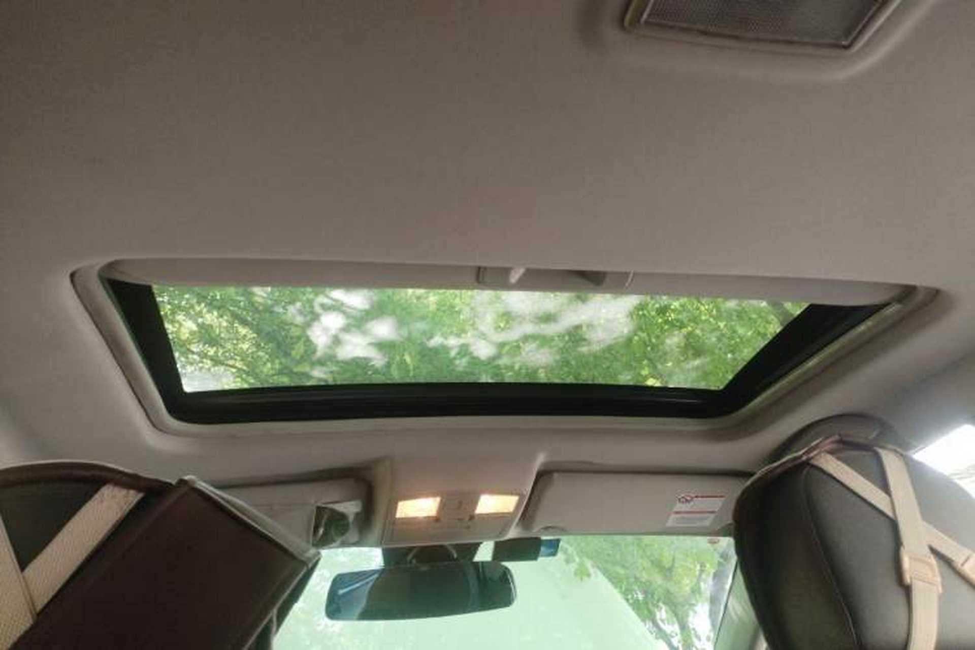 Used Bestune X80 2016 2.0L Automatic Luxury Model Headliner