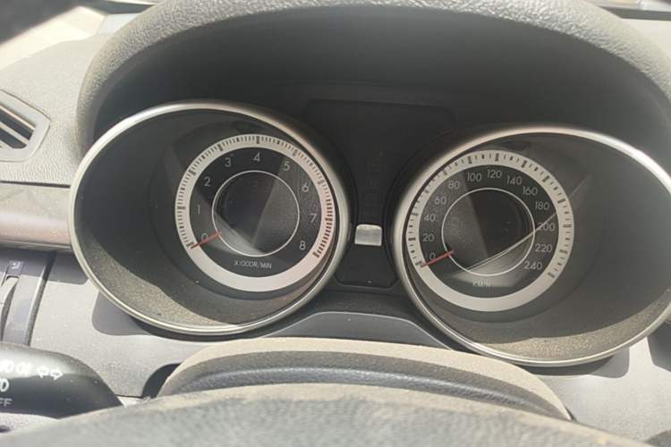 Used Bestune X80 2016 1.8T Automatic Luxury Model Instrument Cluster