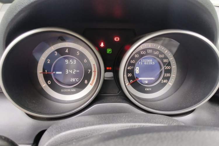 Used Bestune X80 2016 1.8T automatic comfort version Instrument Cluster