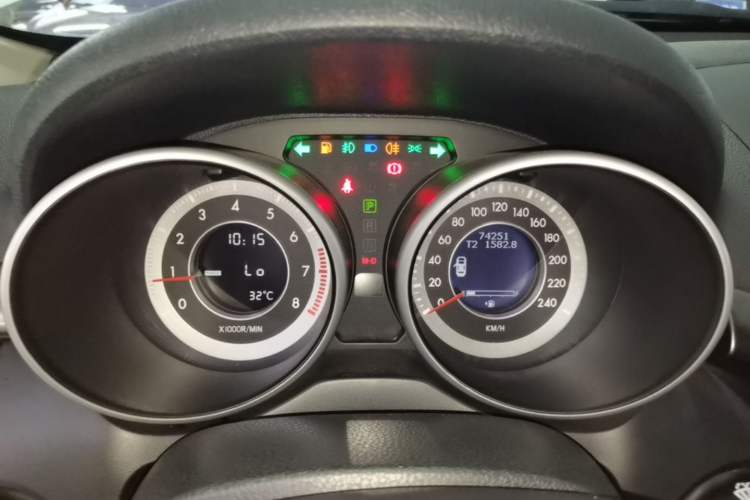 Used Bestune X80 2016 2.0L Automatic Luxury Model Instrument Cluster