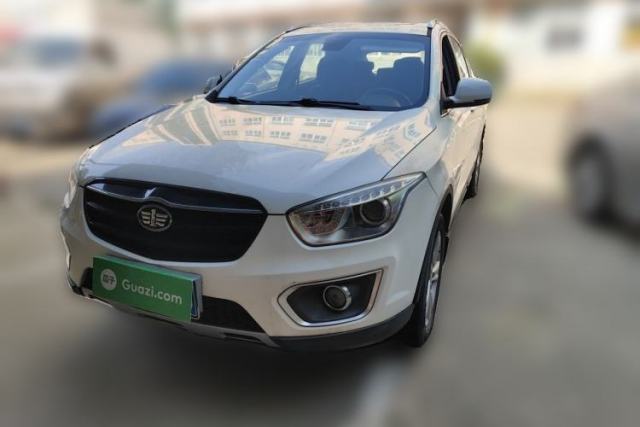 Used Bestune X80 2016 2.0L manual Comfort trim level