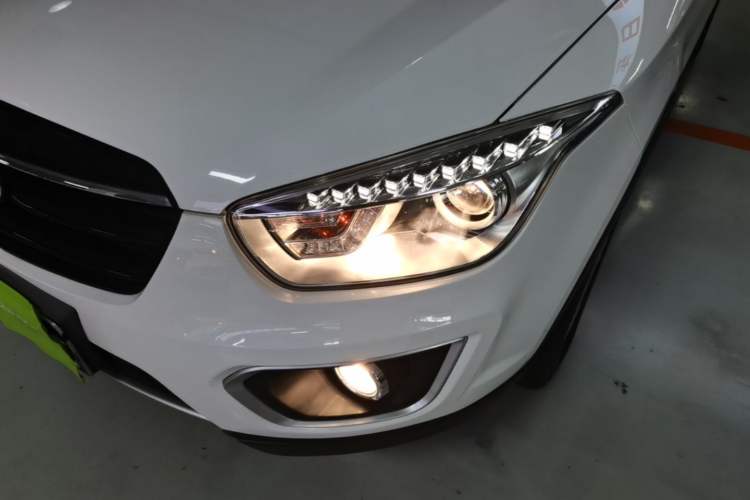 Used Bestune X80 2016 2.0L Automatic Luxury Model Left Front Headlight