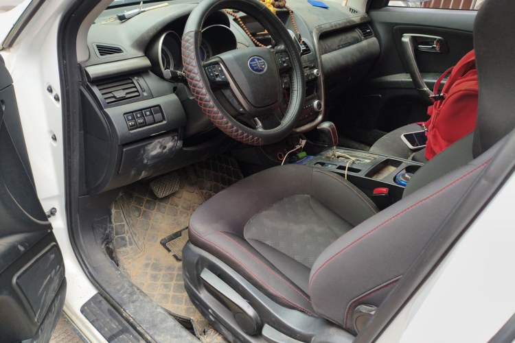 Used Bestune X80 2016 2.0L automatic Comfort trim level Left Front Seat
