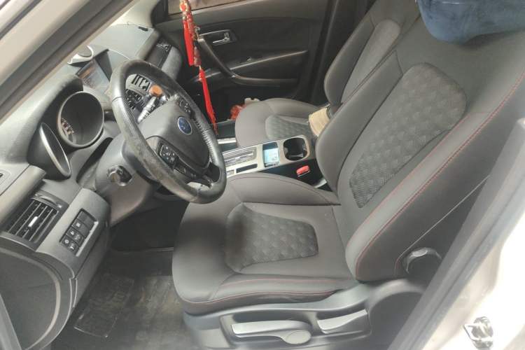 Used Bestune X80 2016 1.8T automatic comfort version Left Front Seat