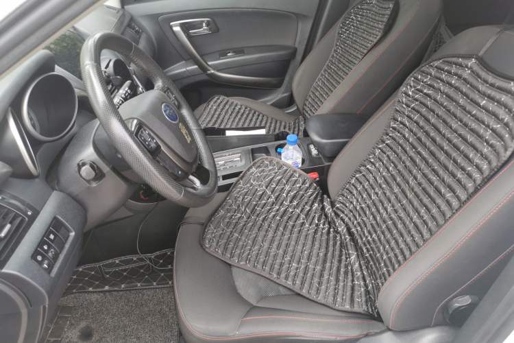 Used Bestune X80 2016 2.0L automatic Comfort trim level Left Front Seat