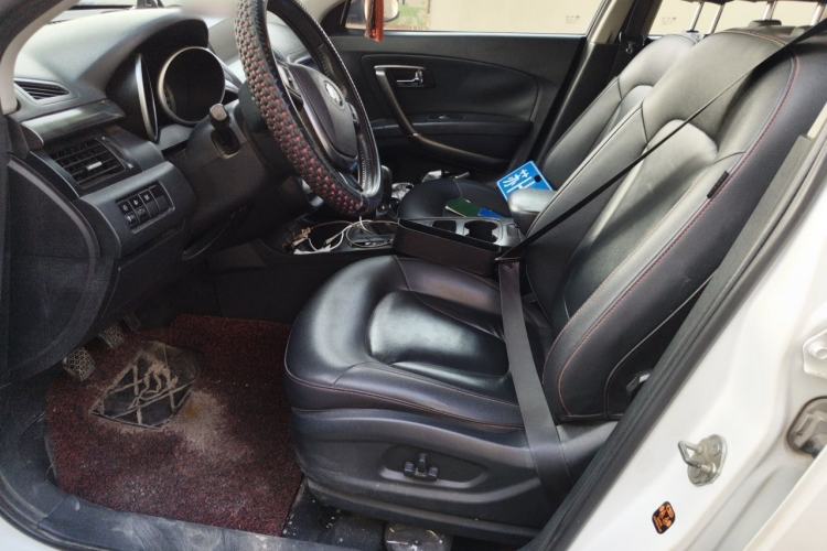 Used Bestune X80 2016 2.0L Manual Luxury Edition Left Front Seat