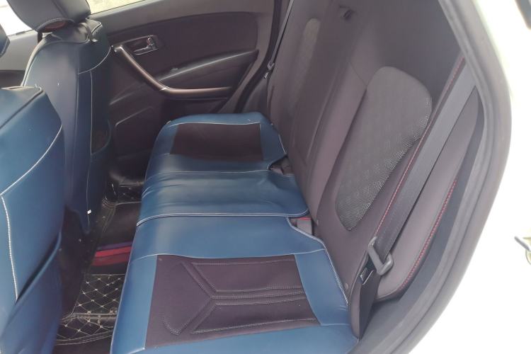 Used Bestune X80 2016 2.0L manual base trim Left Rear Seat