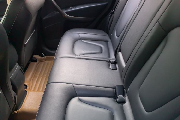 Used Bestune X80 2016 2.0L Manual Luxury Edition Left Rear Seat