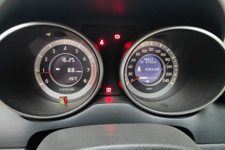 Used Bestune X80 2016 2.0L Manual Luxury Edition Odometer Close Up
