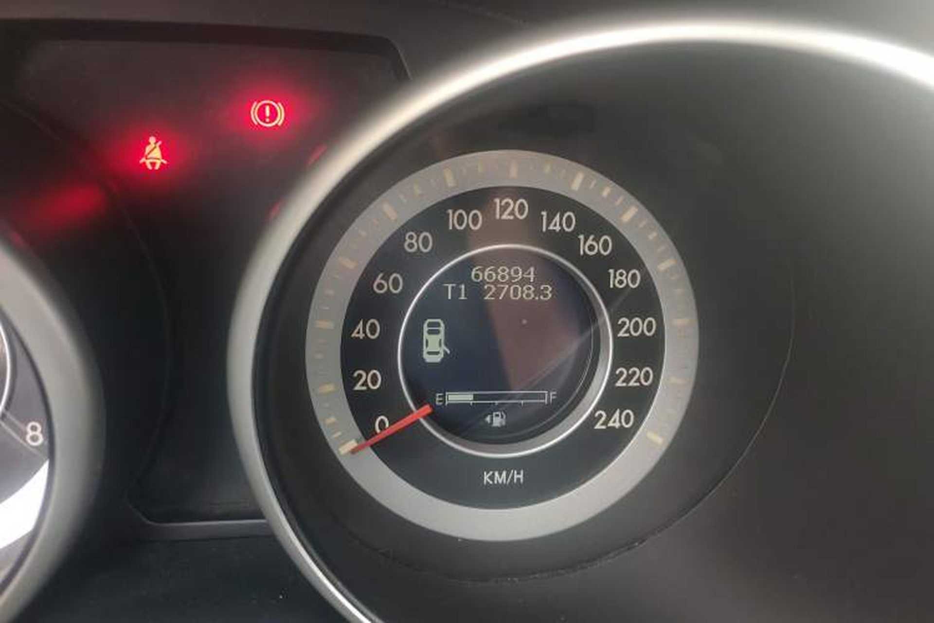 Used Bestune X80 2016 2.0L Manual Luxury Edition Odometer Close Up
