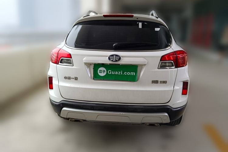Used Bestune X80 2016 2.0L automatic Comfort trim level Rear