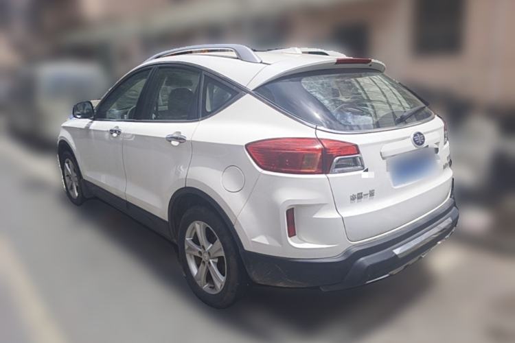 Used Bestune X80 2016 1.8T Automatic Luxury Model Rear Left 45 Deg
