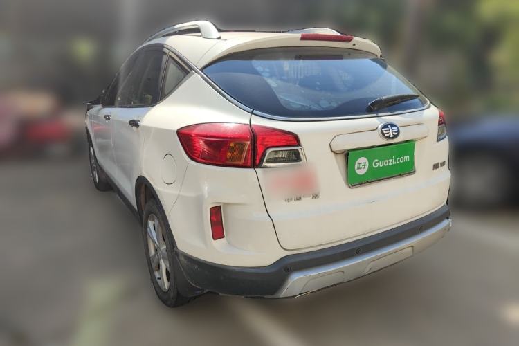 Used Bestune X80 2016 2.0L manual Comfort trim level Rear Left 45 Deg